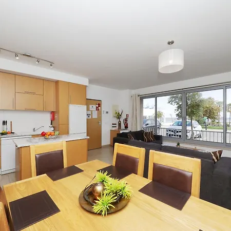 Vista Mar-beach 1km, Shared Pool * Fuseta