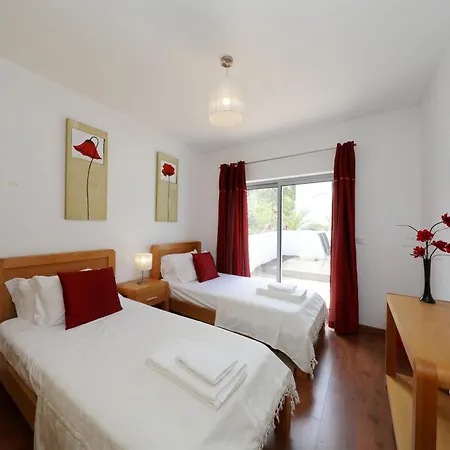 Vista Mar-beach 1km, Shared Pool Apartamento *